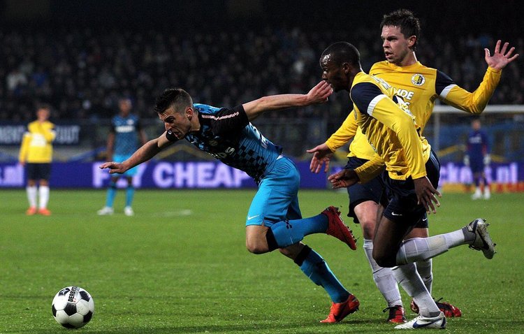 成为亚洲范 成为亚洲范