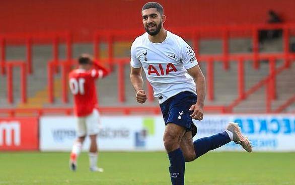 年轻且才华 年轻且才华