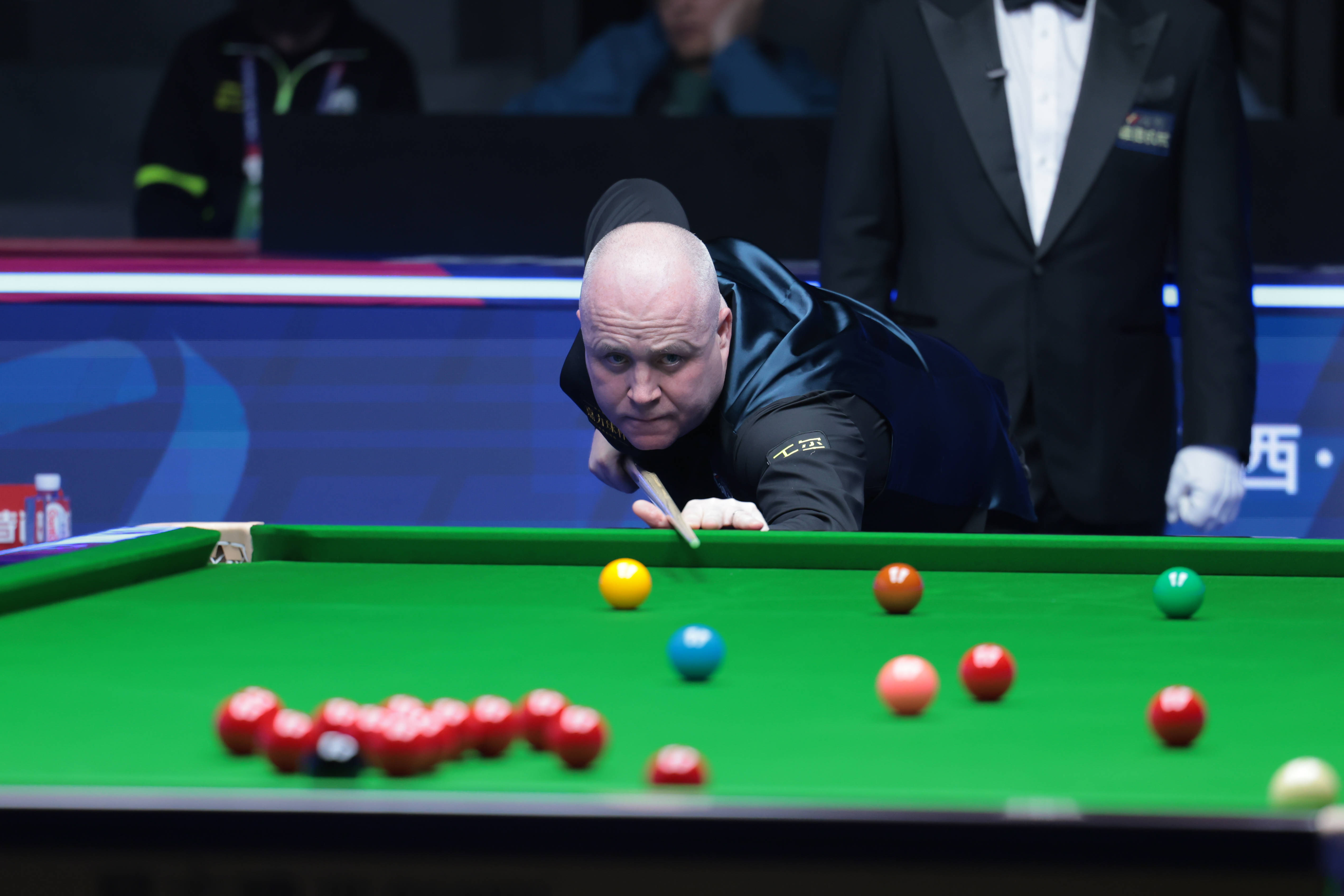 这位年轻小 这位年轻小