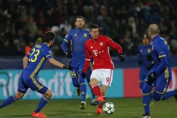 似的比赛中 似的比赛中