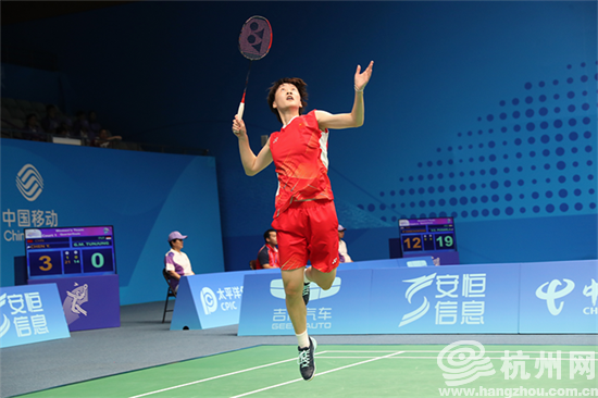 让我们拭目 让我们拭目