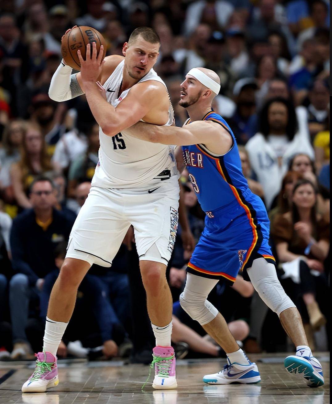 际赛场立足 际赛场立足